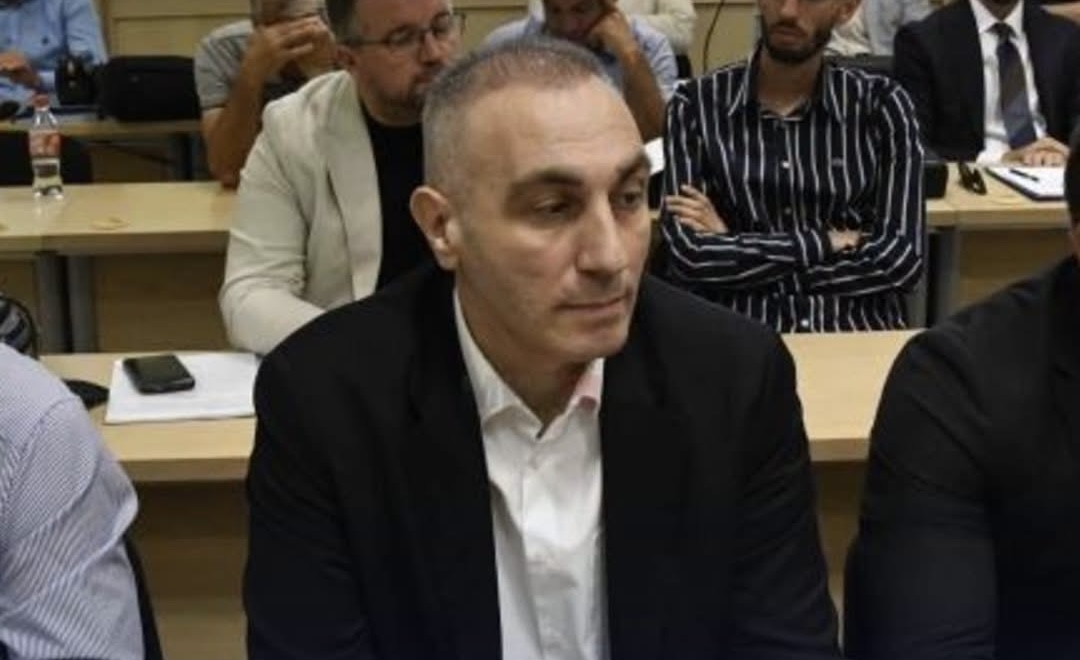 Artan Grubi mbetet pa pasaportë  por lirohet nga arresti shtëpiak