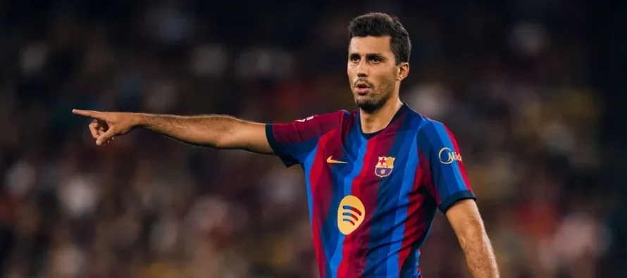 Rodri mund të luajë si qendërmbrojtës ndaj PSG-së