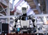 Toyota planifikon 400 mijë robotë, investimet mund të nisin në vitin 2028