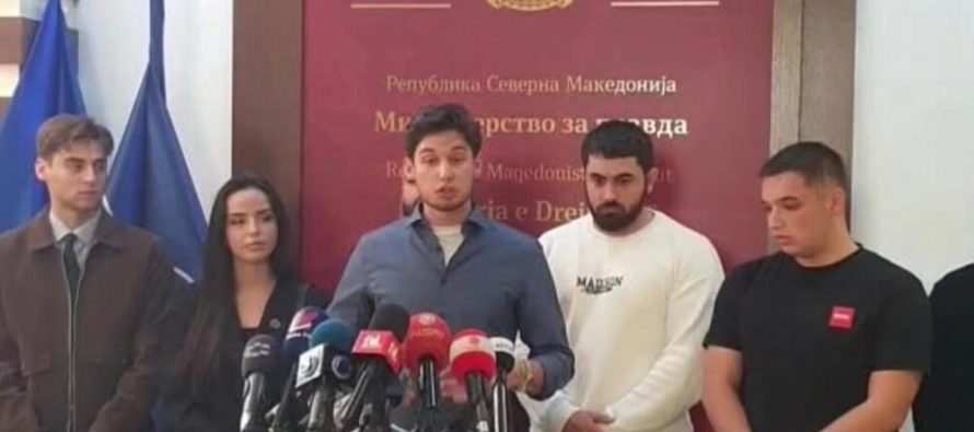 Studentët nuk tërhiqen: Provimi i jurisprudencës kërkohet 100% në shqip
