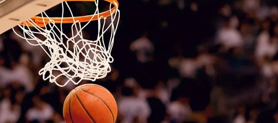 Privohen nga liria tre të rinj gjatë një ndeshjeje basketbolli në Shkup