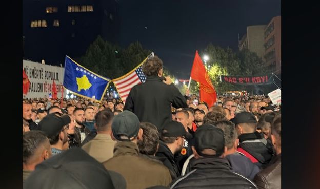 Çlirim Haziri pas votimit të ligjit  Kjo është vetëm një betejë e fituar
