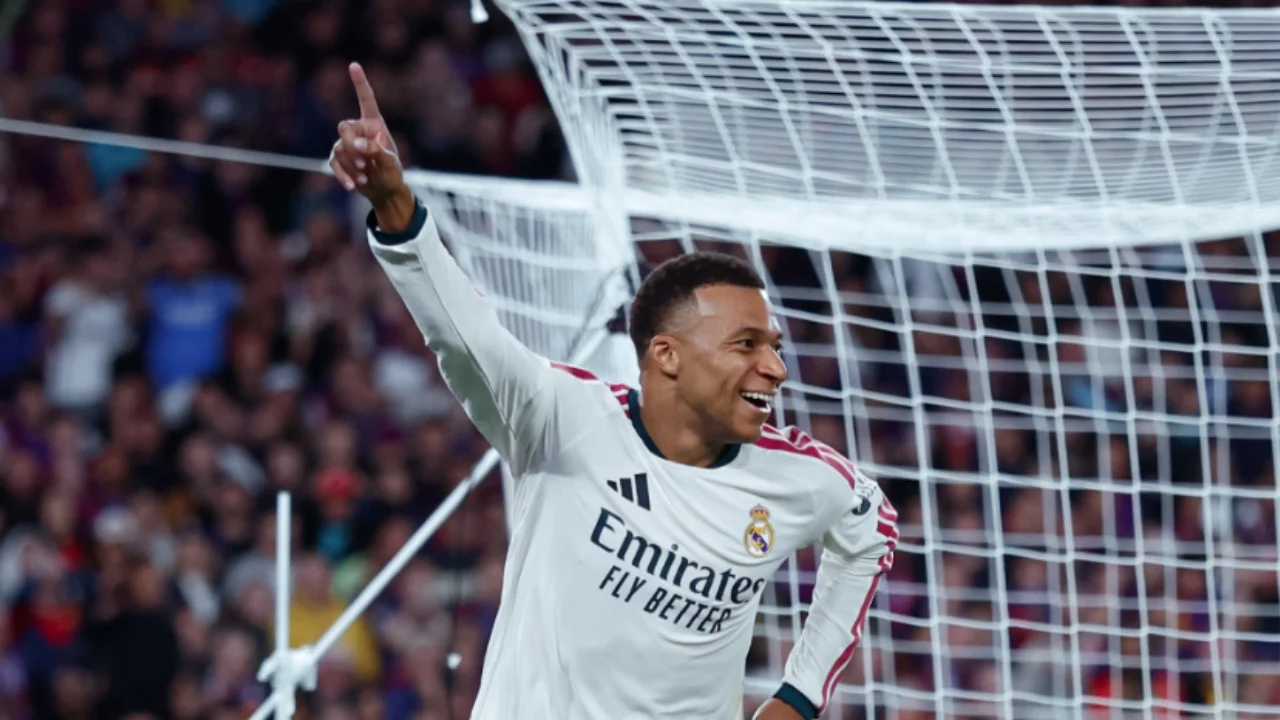 El Clasico merr ngjyrat e Realit  Mbappe hesht Barcelonën me dy gola